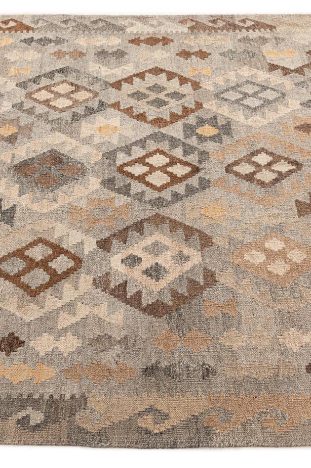 Detail image of 5' 5 x 6' 8 Hand Woven Kilim Maymana Wool Rug