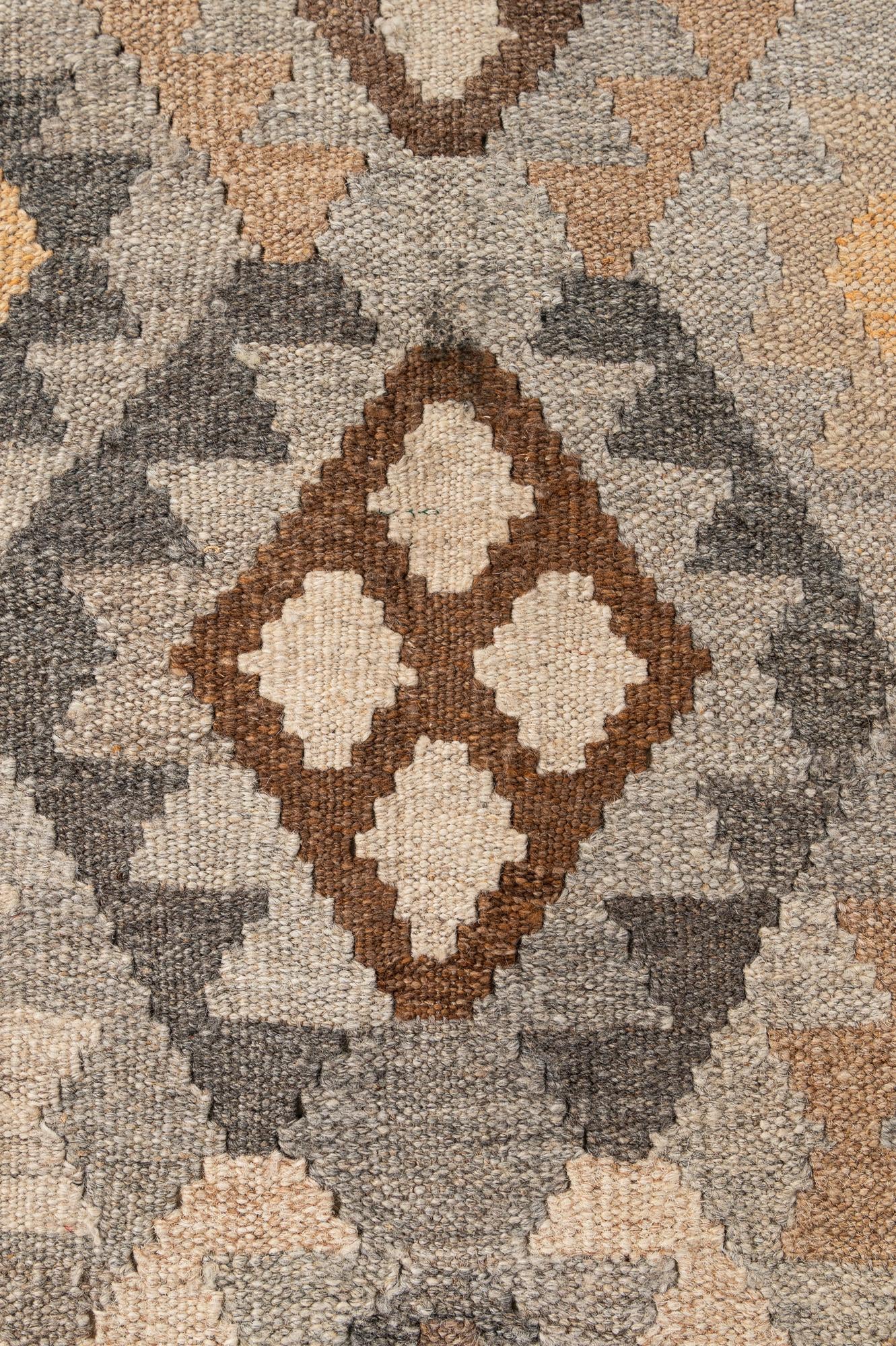 5' 5 x 6' 8 Hand Woven Kilim Maymana Wool Rug