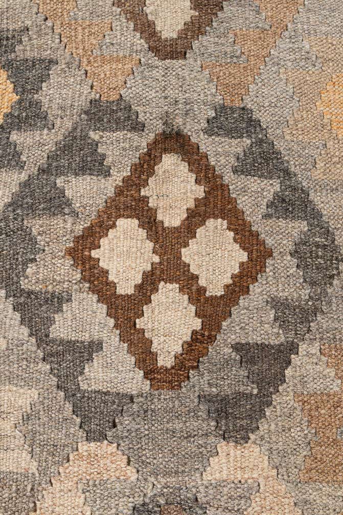5' 5 x 6' 8 Hand Woven Kilim Maymana Wool Rug