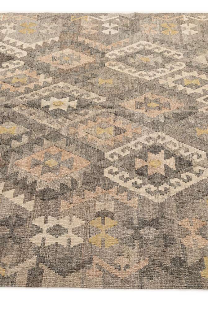 5' 4 x 6' 8 Hand Woven Kilim Maymana Wool Rug