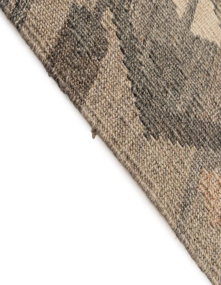 Detail image of 5' 4 x 6' 8  Hand Woven Kilim Maymana Wool Rug