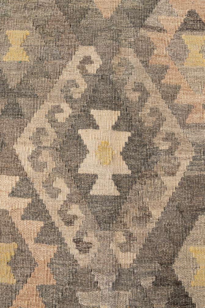 5' 4 x 6' 8 Hand Woven Kilim Maymana Wool Rug