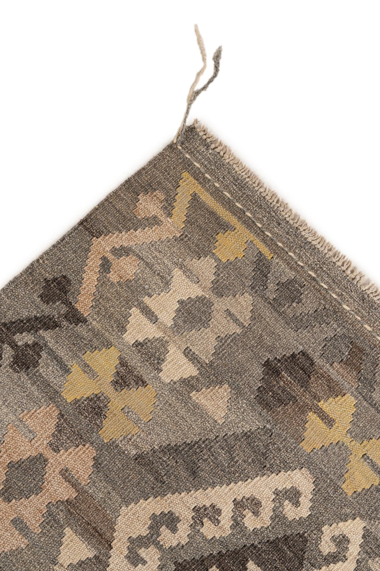 5' 4 x 6' 8 Hand Woven Kilim Maymana Wool Rug