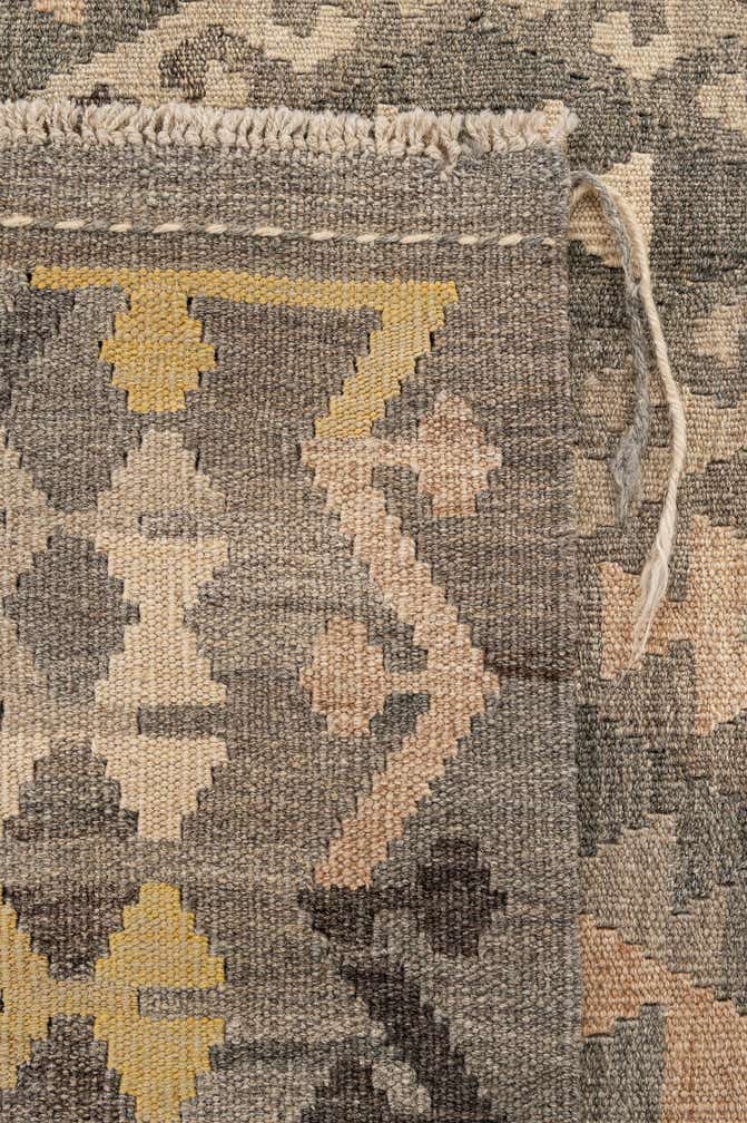 5' 4 x 6' 8 Hand Woven Kilim Maymana Wool Rug