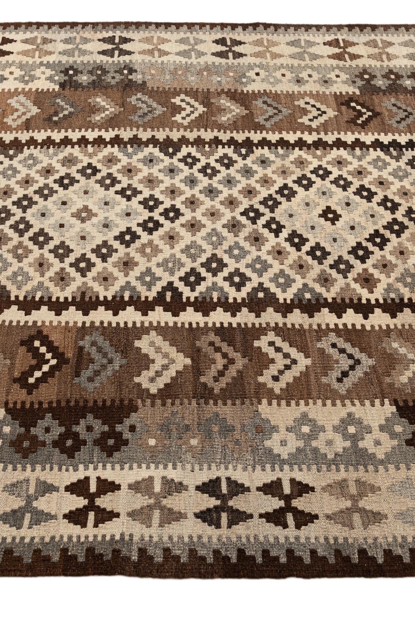 5' 4 x 6' 9 Hand Woven Kilim Maymana Wool Rug