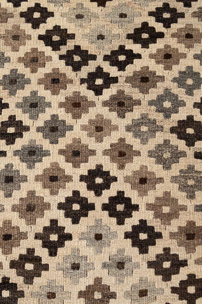 5' 4 x 6' 9 Hand Woven Kilim Maymana Wool Rug