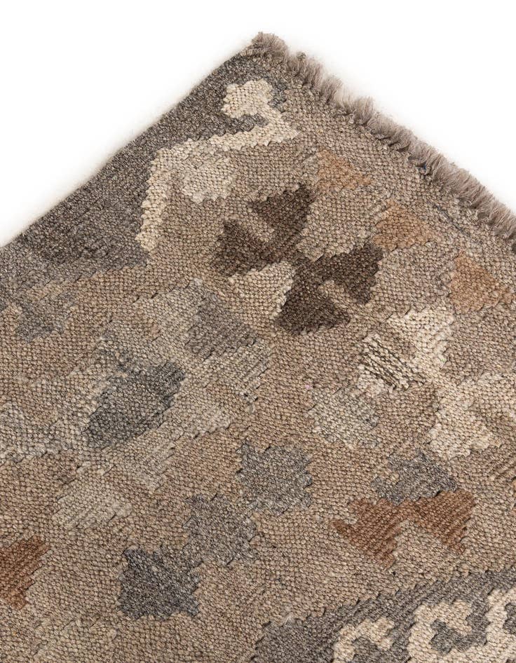 Detail image of 5' 9 x 8'  Hand Woven Kilim Maymana Wool Rug