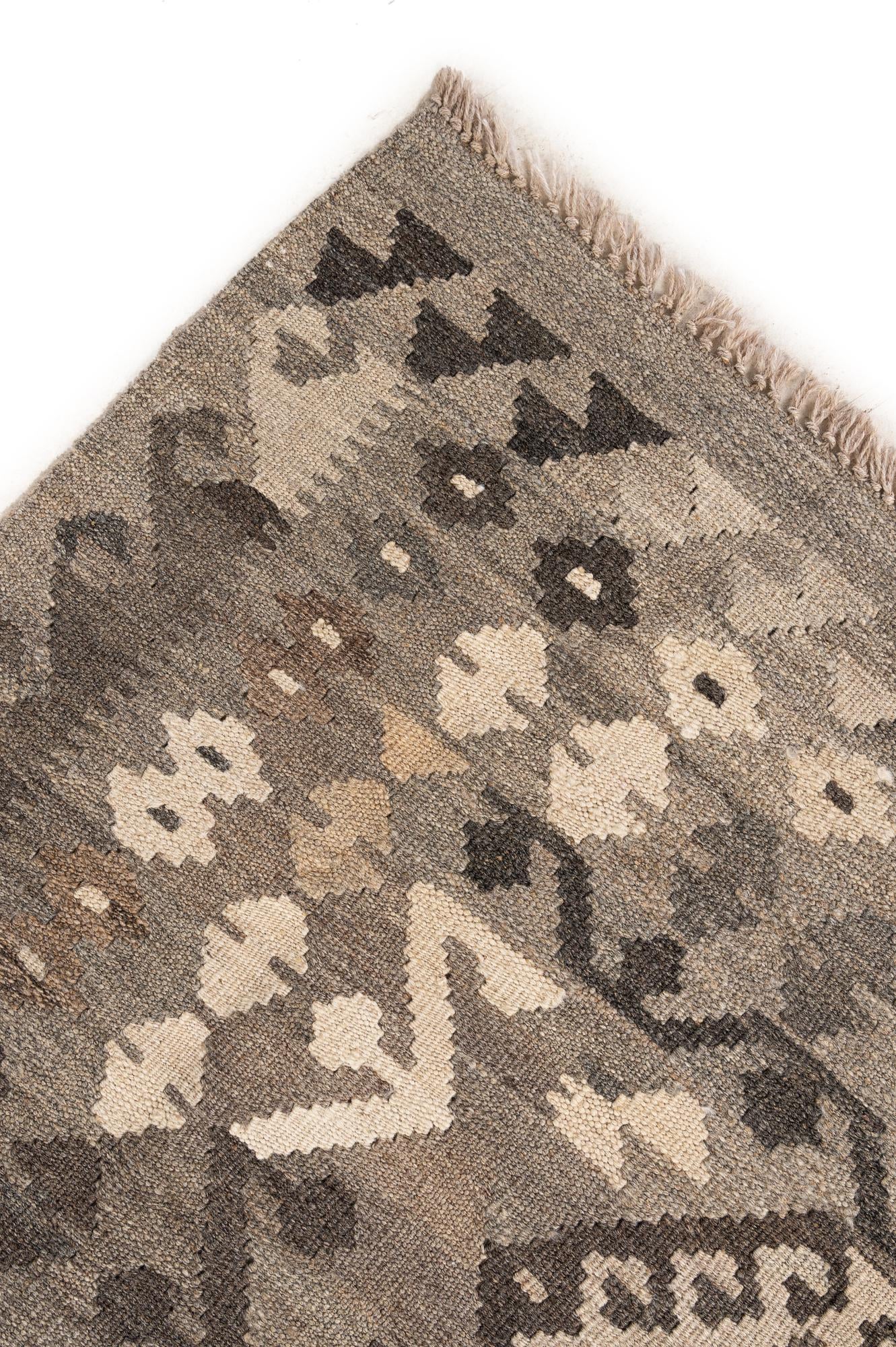 6' 1 x 8' 1 Hand Woven Kilim Maymana Wool Rug