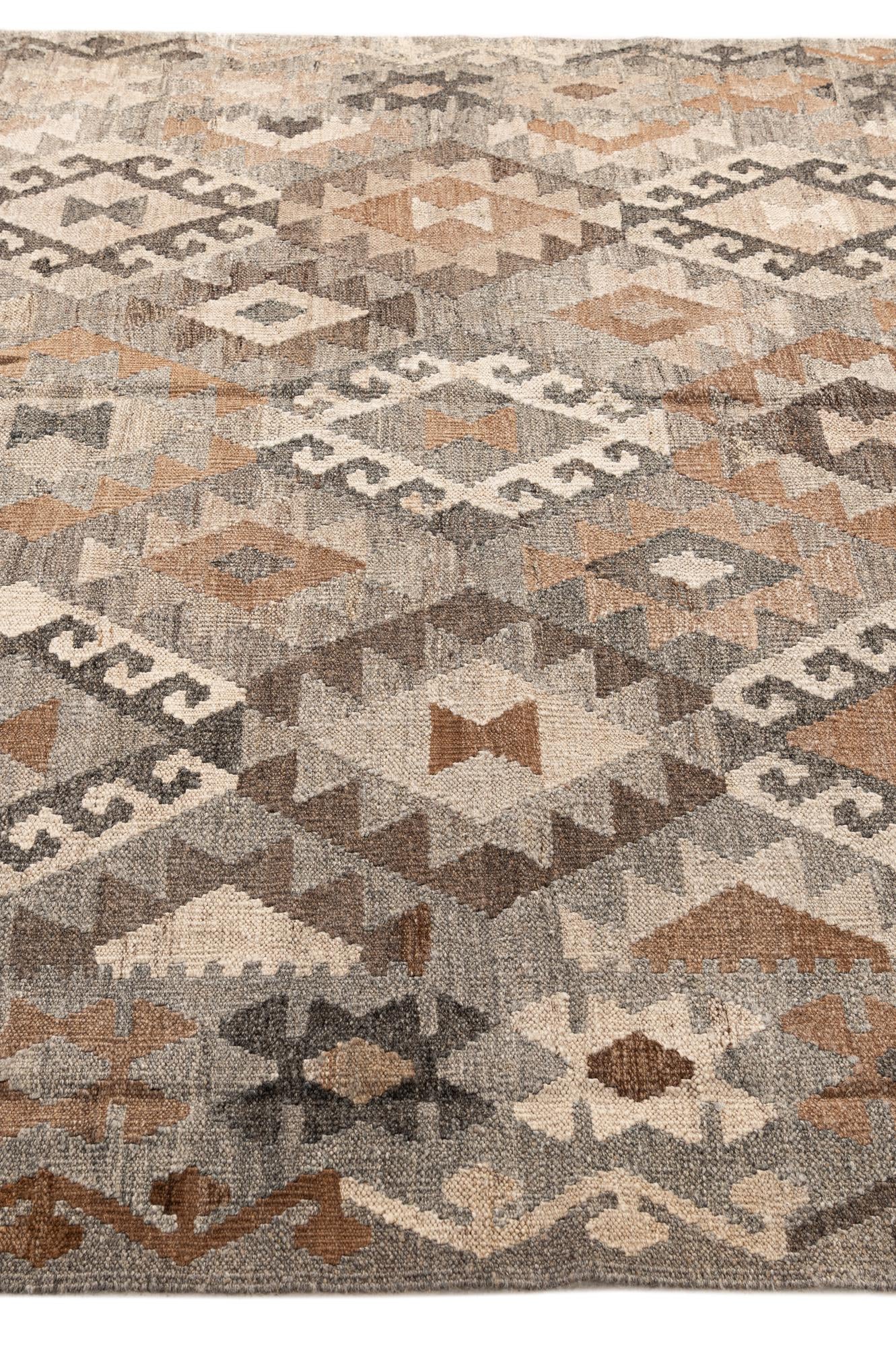 5' 9 x 8' 4 Hand Woven Kilim Maymana Wool Rug