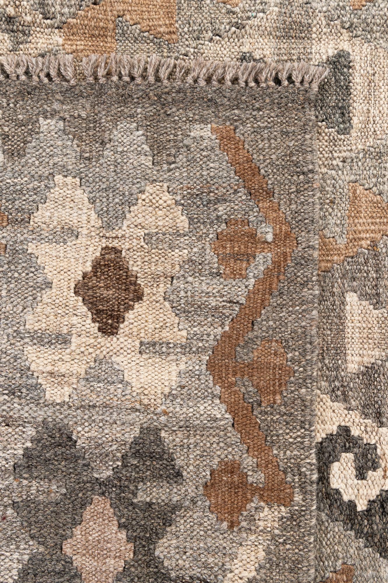 5' 9 x 8' 4 Hand Woven Kilim Maymana Wool Rug