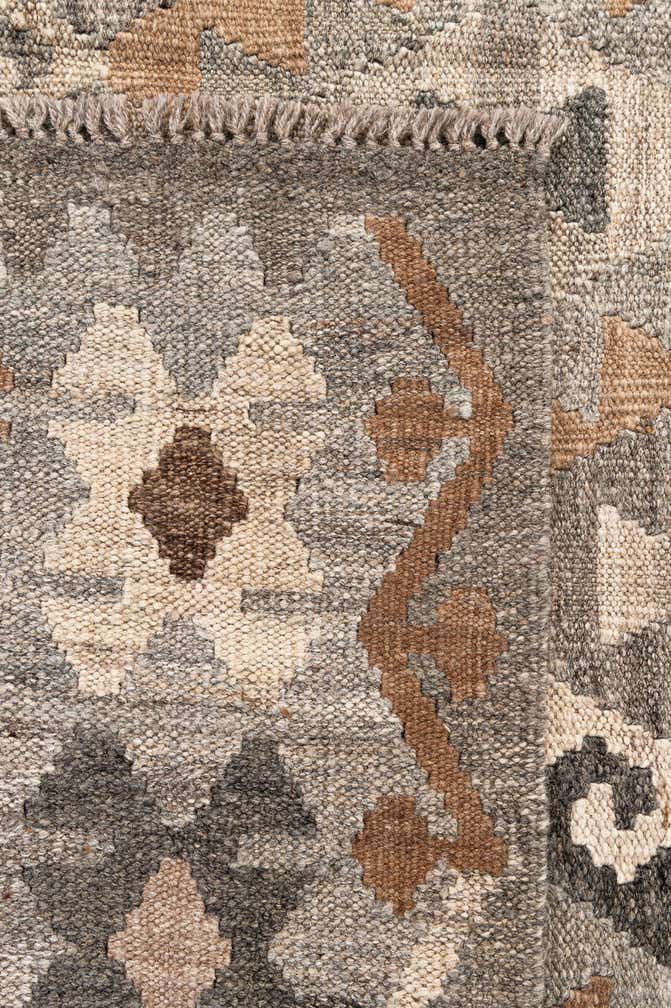5' 9 x 8' 4 Hand Woven Kilim Maymana Wool Rug