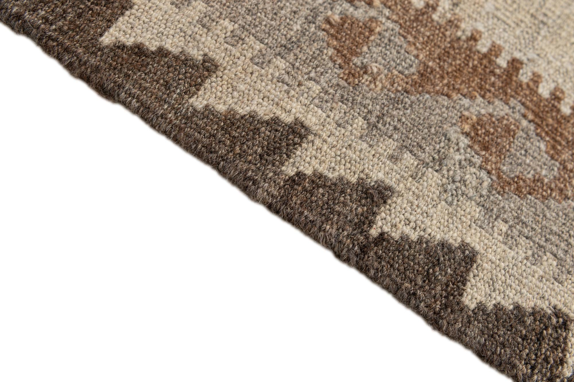 6' 9 x 9' 10 Hand Woven Kilim Maymana Wool Rug