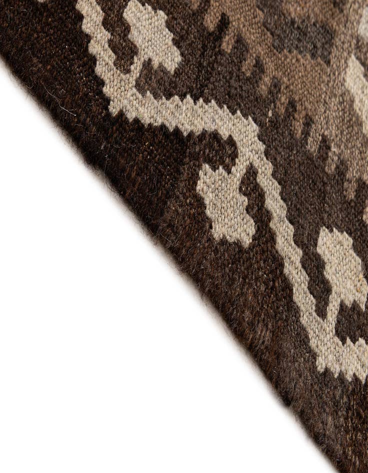 Detail image of 6' 5 x 9' 8  Hand Woven Kilim Maymana Wool Rug