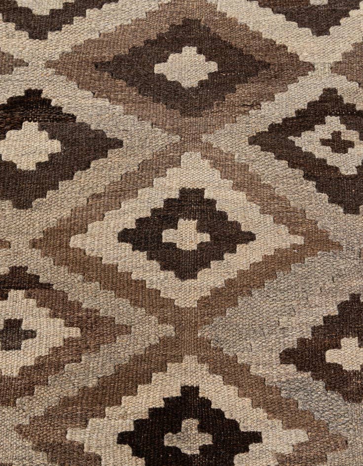 Detail image of 6' 5 x 9' 8  Hand Woven Kilim Maymana Wool Rug