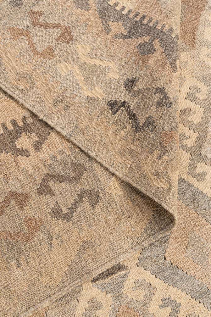 6' 9 x 10' Hand Woven Kilim Maymana Wool Rug