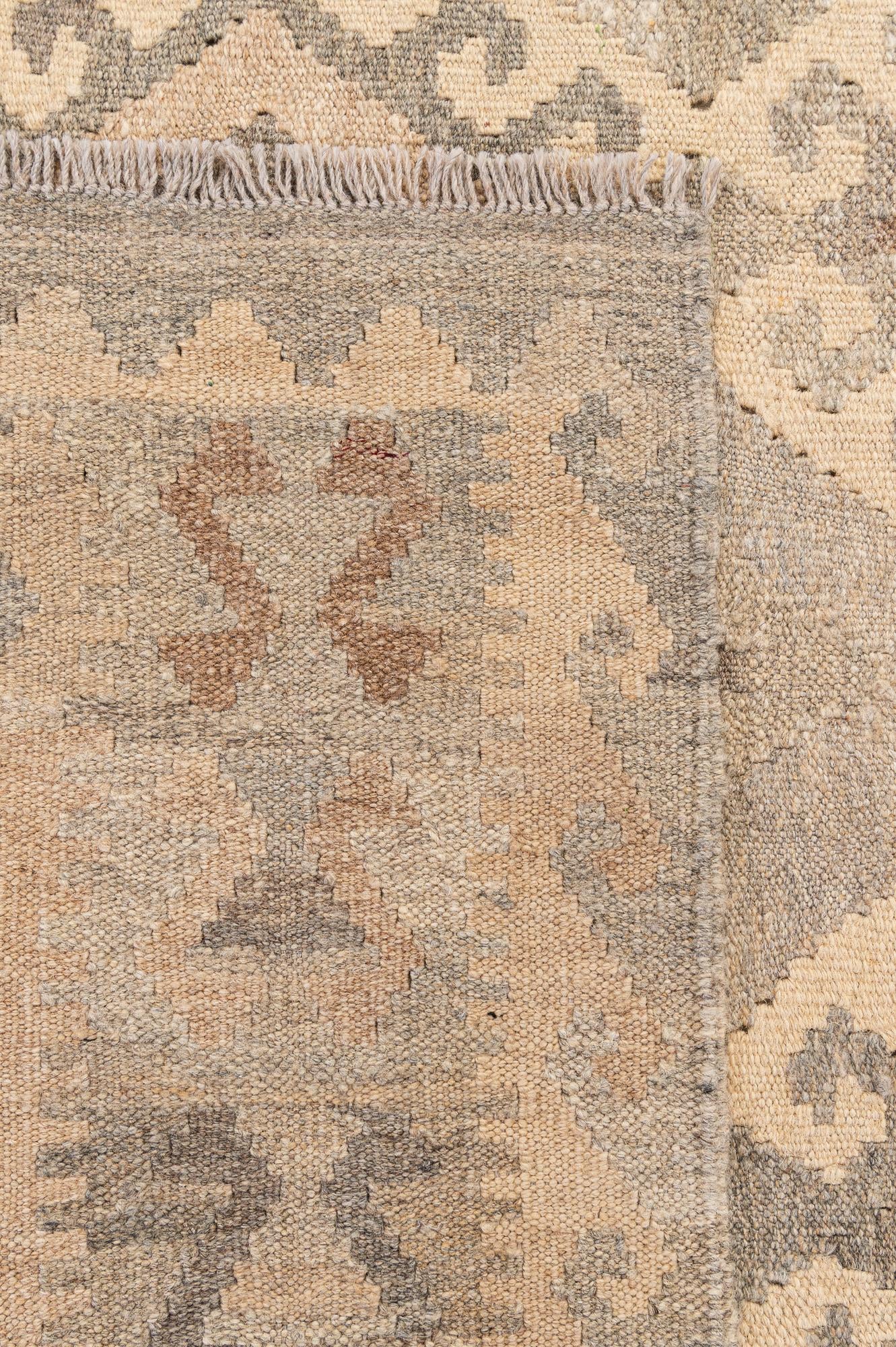 6' 9 x 10' Hand Woven Kilim Maymana Wool Rug