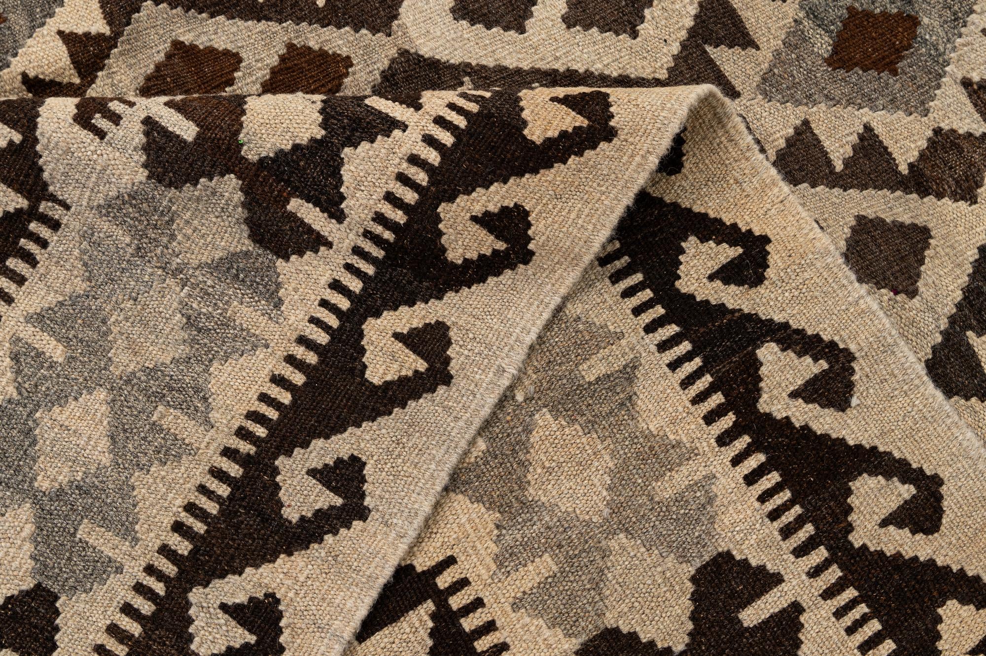 6' 10 x 9' 7 Hand Woven Kilim Maymana Wool Rug