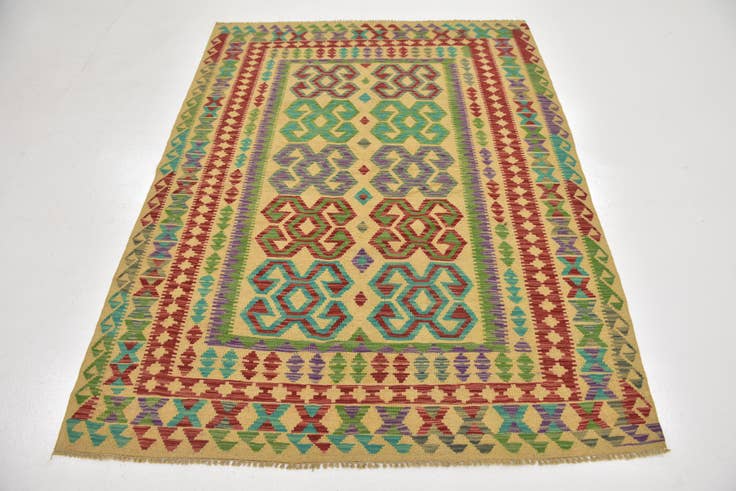 Detail image of 5' 5 x 6' Hand Woven Kilim Maymana Wool Rug
