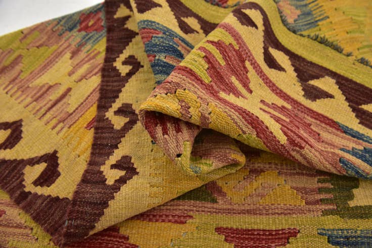 Detail image of 3' 5 x 5' 2 Hand Woven Kilim Maymana Wool Rug