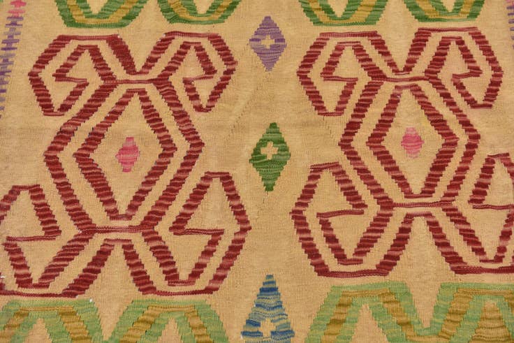 Detail image of 4' 9 x 6' 7 Hand Woven Kilim Maymana Wool Rug