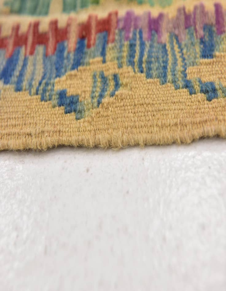 Detail image of 4' 9 x 6' 7  Hand Woven Kilim Maymana Wool Rug