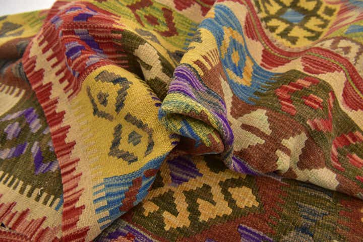 4' 10 x 6' 5 Hand Woven Kilim Maymana Wool Rug