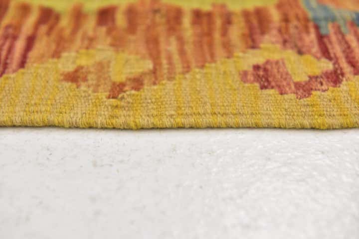4' 9 x 6' 5 Hand Woven Kilim Maymana Wool Rug
