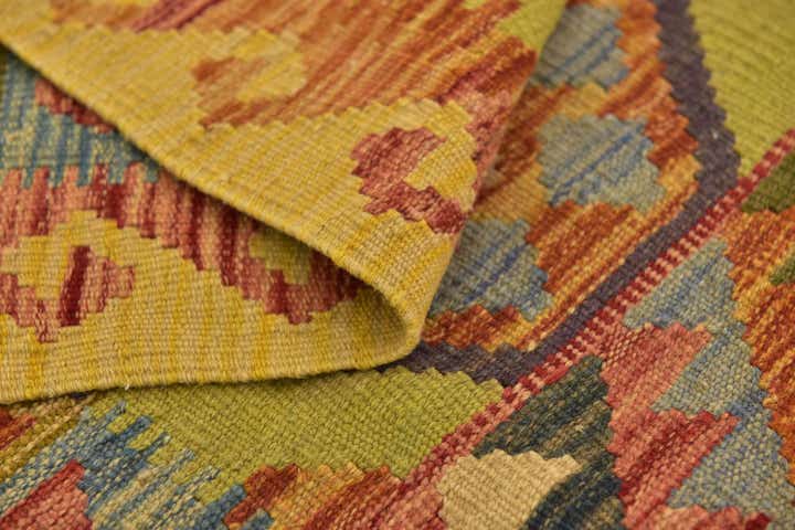 4' 9 x 6' 5 Hand Woven Kilim Maymana Wool Rug