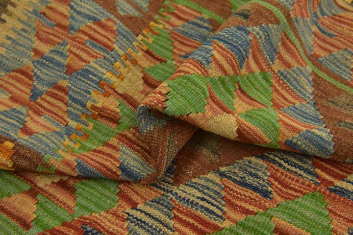 5' x 6' 10 Hand Woven Kilim Maymana Wool Rug