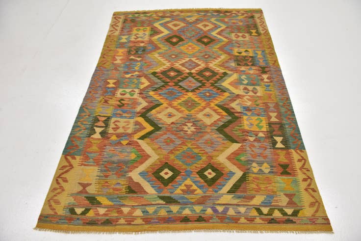 Detail image of 4' 7 x 6' 5 Hand Woven Kilim Maymana Wool Rug