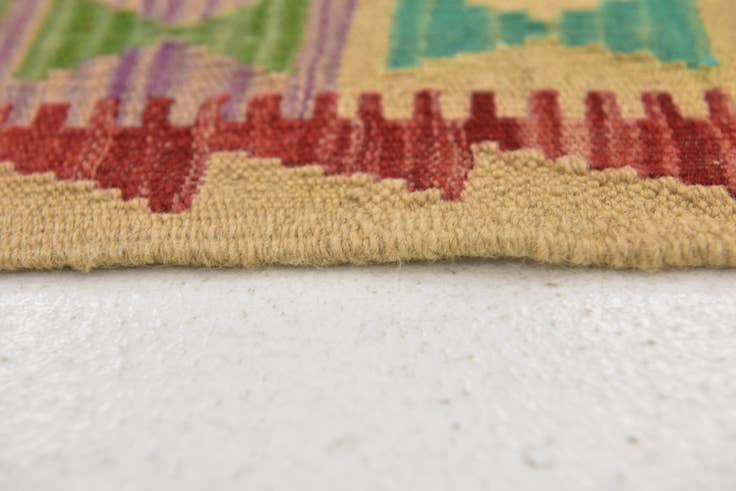 Detail image of 4' 10 x 6' 5 Hand Woven Kilim Maymana Wool Rug