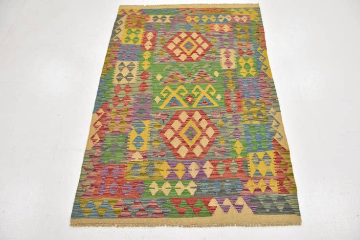 Detail image of 3' 4 x 5' Hand Woven Kilim Maymana Wool Rug