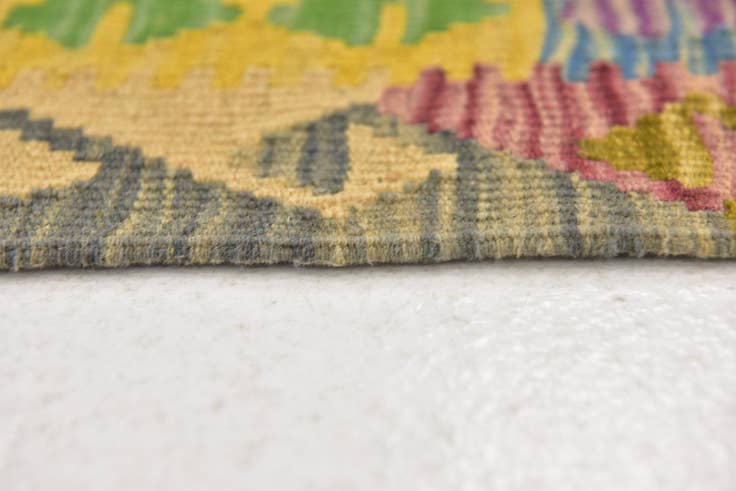 Detail image of 3' 4 x 5' Hand Woven Kilim Maymana Wool Rug