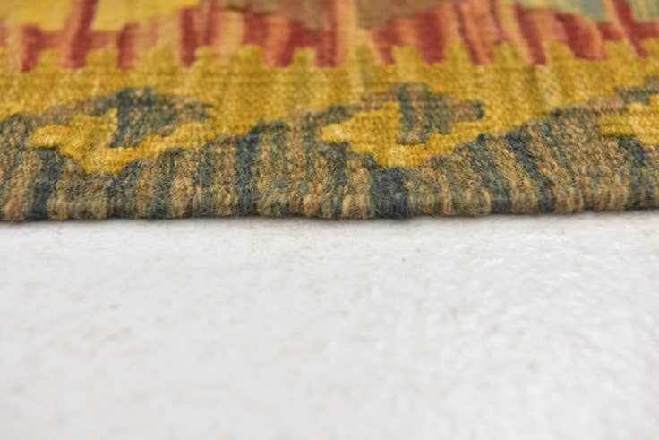 Detail image of 3' 2 x 4' 9 Hand Woven Kilim Maymana Wool Rug