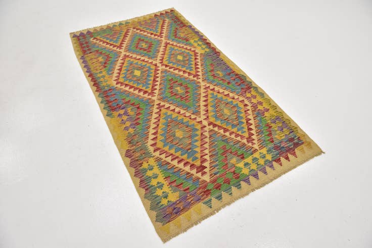 Detail image of 3' 6 x 6' 5 Hand Woven Kilim Maymana Wool Rug