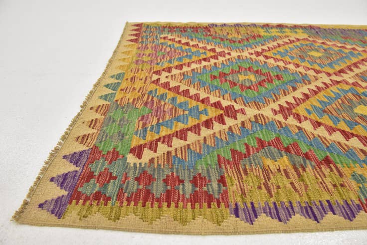 Detail image of 3' 6 x 6' 5 Hand Woven Kilim Maymana Wool Rug