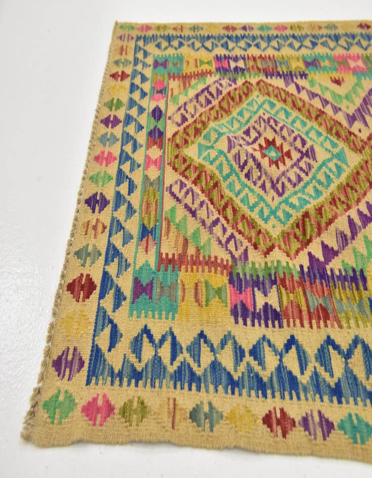Detail image of 2' 9 x 4' Hand Woven Kilim Maymana Wool Rug
