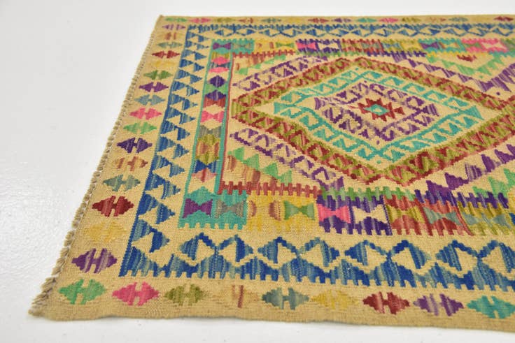 Detail image of 2' 9 x 4' Hand Woven Kilim Maymana Wool Rug