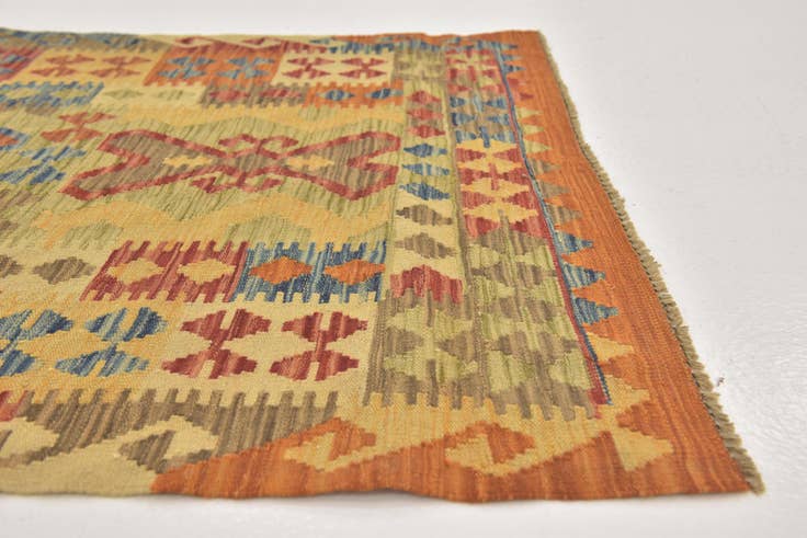 Detail image of 3' 3 x 4' 10 Hand Woven Kilim Maymana Wool Rug