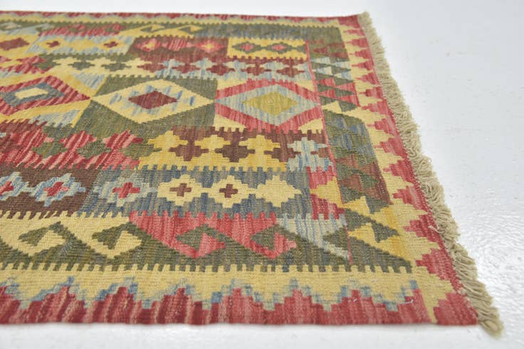 Detail image of 3' 4 x 4' 10 Hand Woven Kilim Maymana Wool Rug
