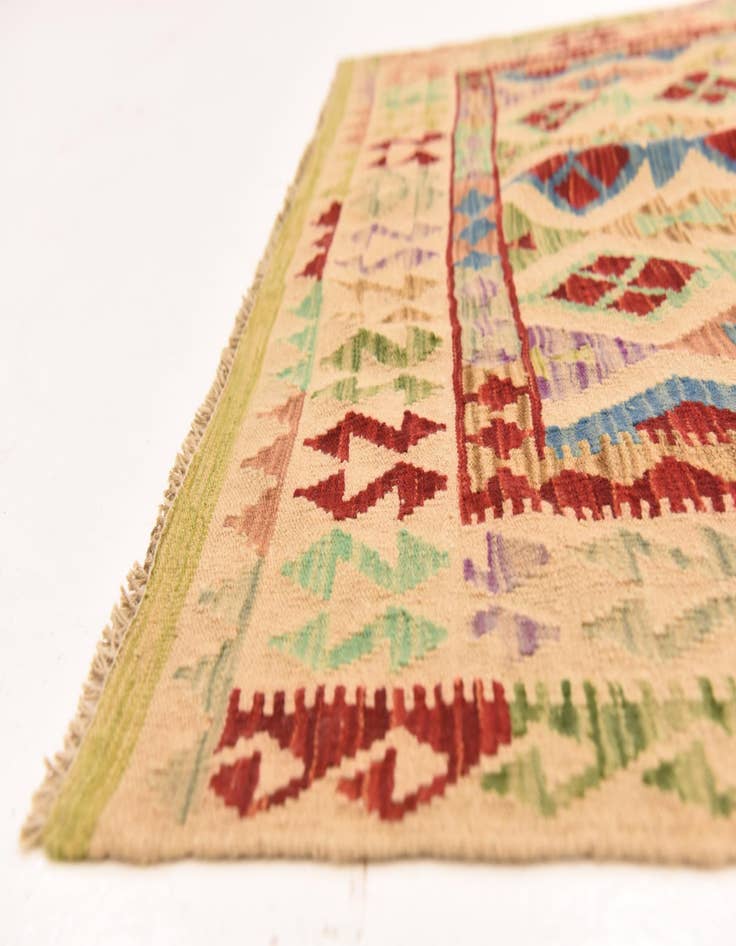 Detail image of 5' x 6' 6  Hand Woven Kilim Maymana Wool Rug