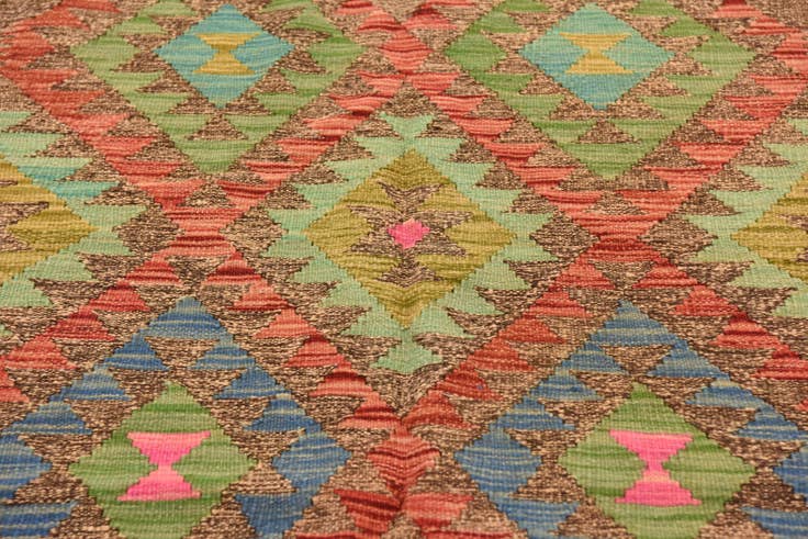 Detail image of 4' 10 x 6' 9 Hand Woven Kilim Maymana Wool Rug