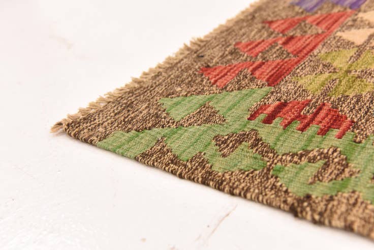 Detail image of 4' 10 x 6' 9 Hand Woven Kilim Maymana Wool Rug