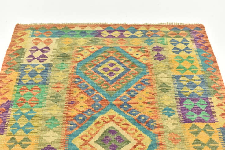 Detail image of 3' 6 x 5' Hand Woven Kilim Maymana Wool Rug