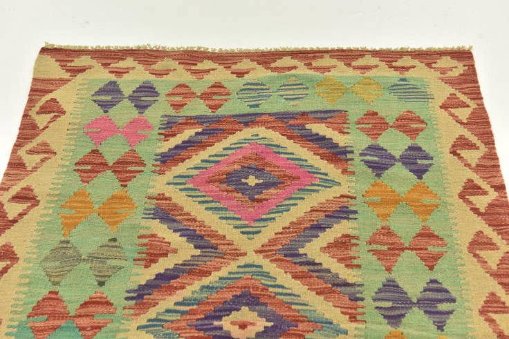 Detail image of 3' 1 x 4' 9 Hand Woven Kilim Maymana Wool Rug