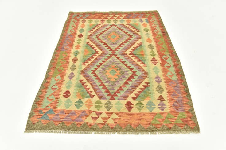 Detail image of 4' 1 x 5' 9 Hand Woven Kilim Maymana Wool Rug