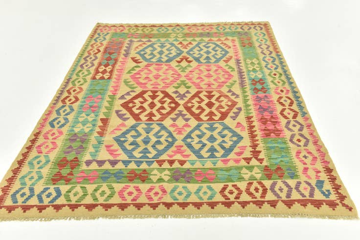 Detail image of 5' x 6' 9 Hand Woven Kilim Maymana Wool Rug