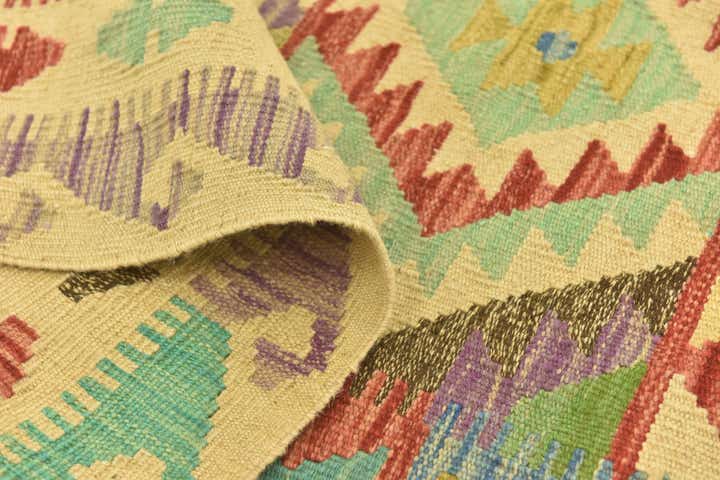 4' 10 x 6' 6 Hand Woven Kilim Maymana Wool Rug