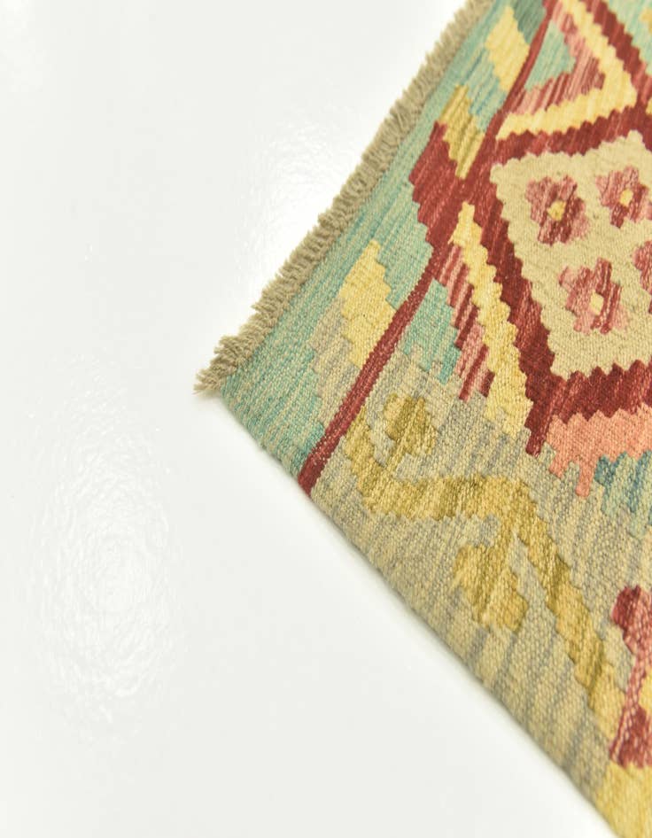 Detail image of 2' 9 x 4' 1  Hand Woven Kilim Maymana Wool Rug