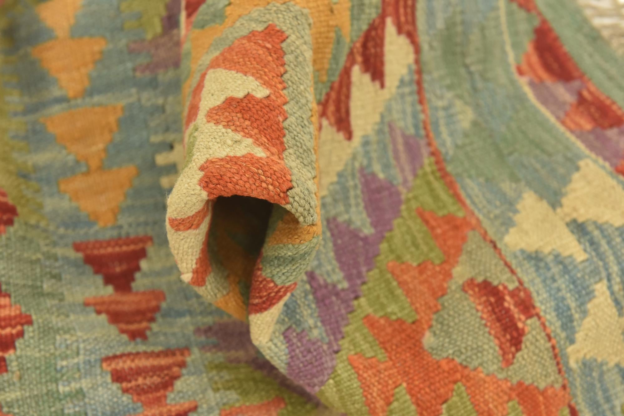 105cm x 160cm Hand Woven Kilim Maymana Wool Rug